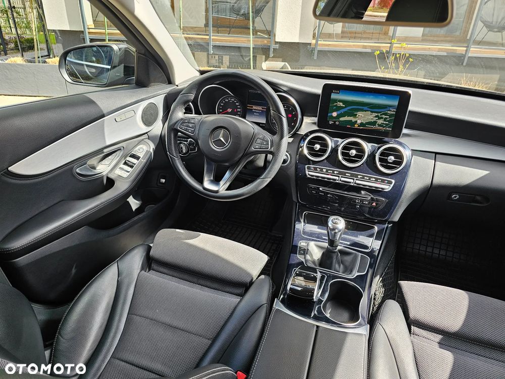 Mercedes-Benz Klasa C - 25