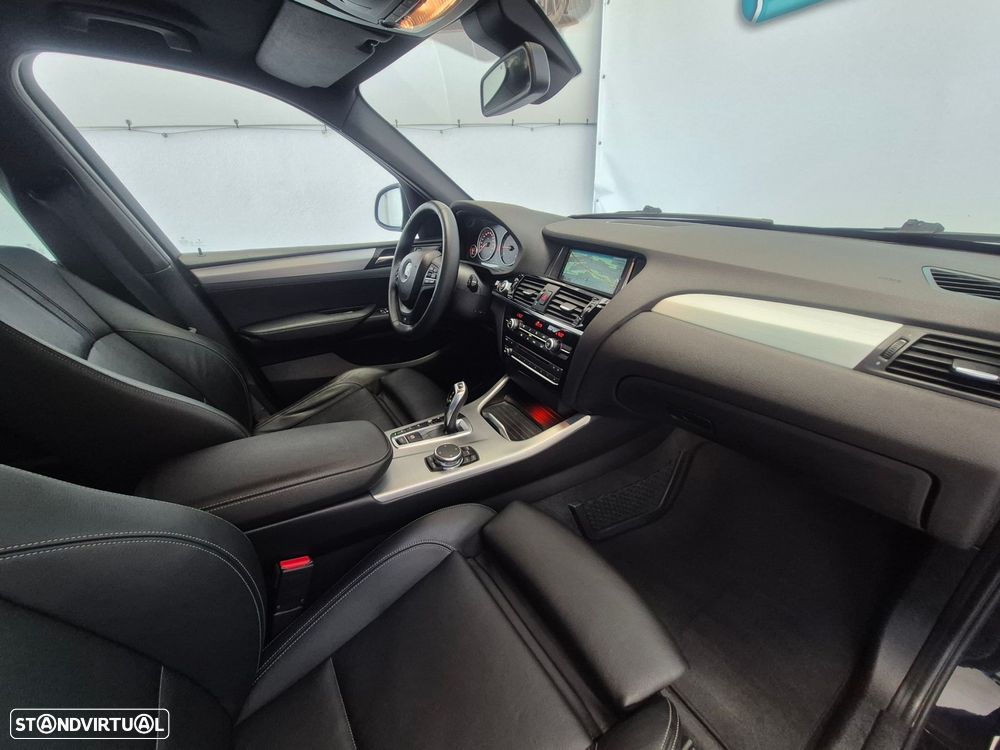 BMW X3 20 d xDrive xLine Auto — fotografia 26