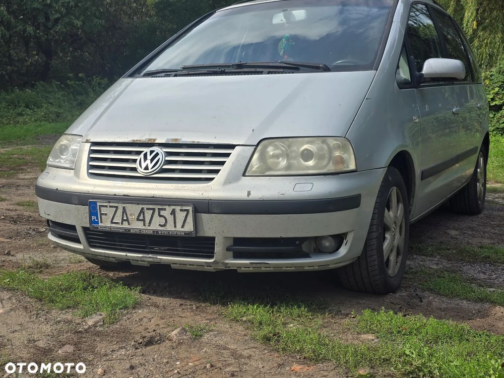 Volkswagen Sharan 1.9 TDI Highline - 22