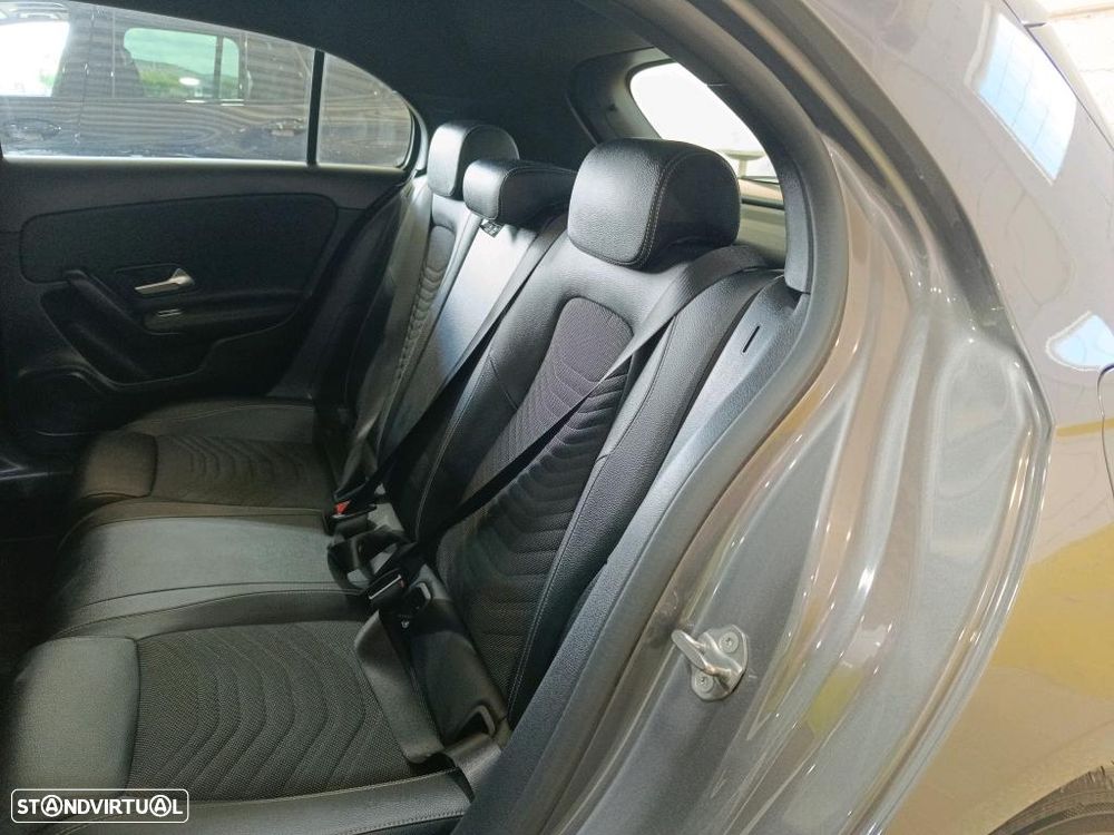 Mercedes-Benz A 250 e Style Plus - 10