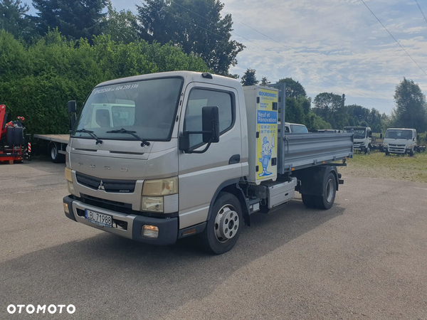 FUSO Canter