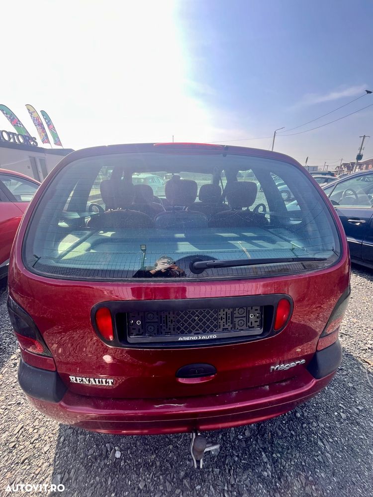 Renault Megane - 8