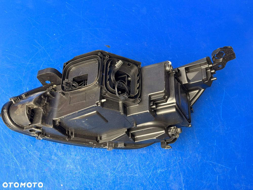 PRAWY FULL LED PEUGEOT 308 EUROPA BDB - 9