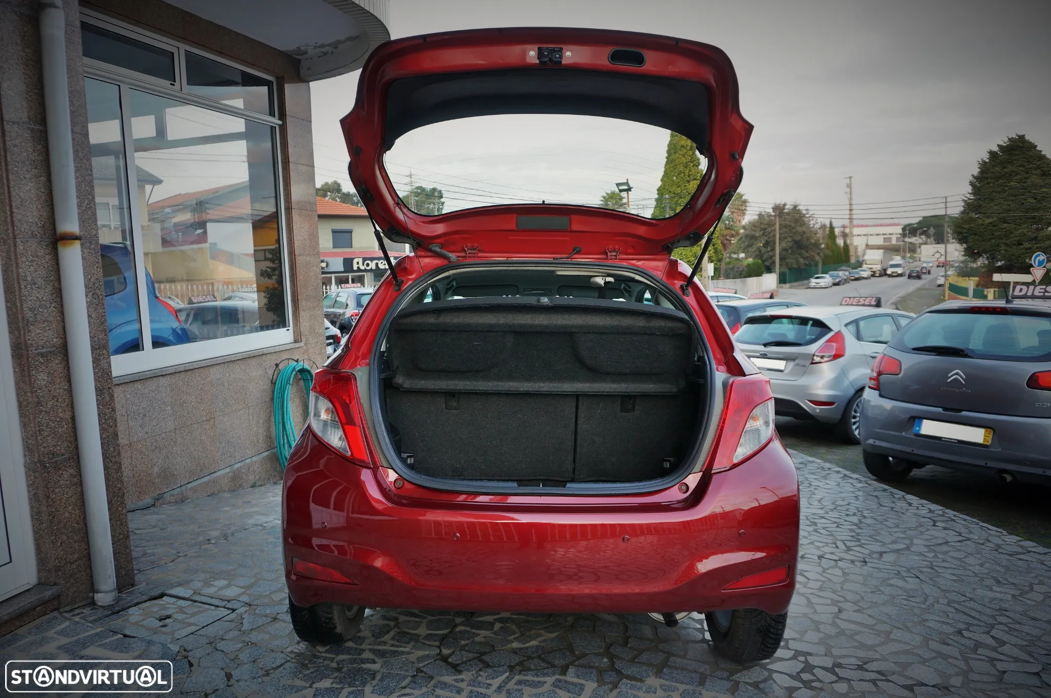 Toyota Yaris 1.0 VVT-i Comfort+AC - 13
