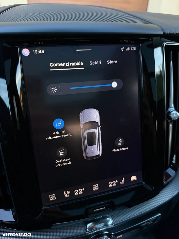 Volvo XC 60 T6 AWD Recharge Plus Dark - 20