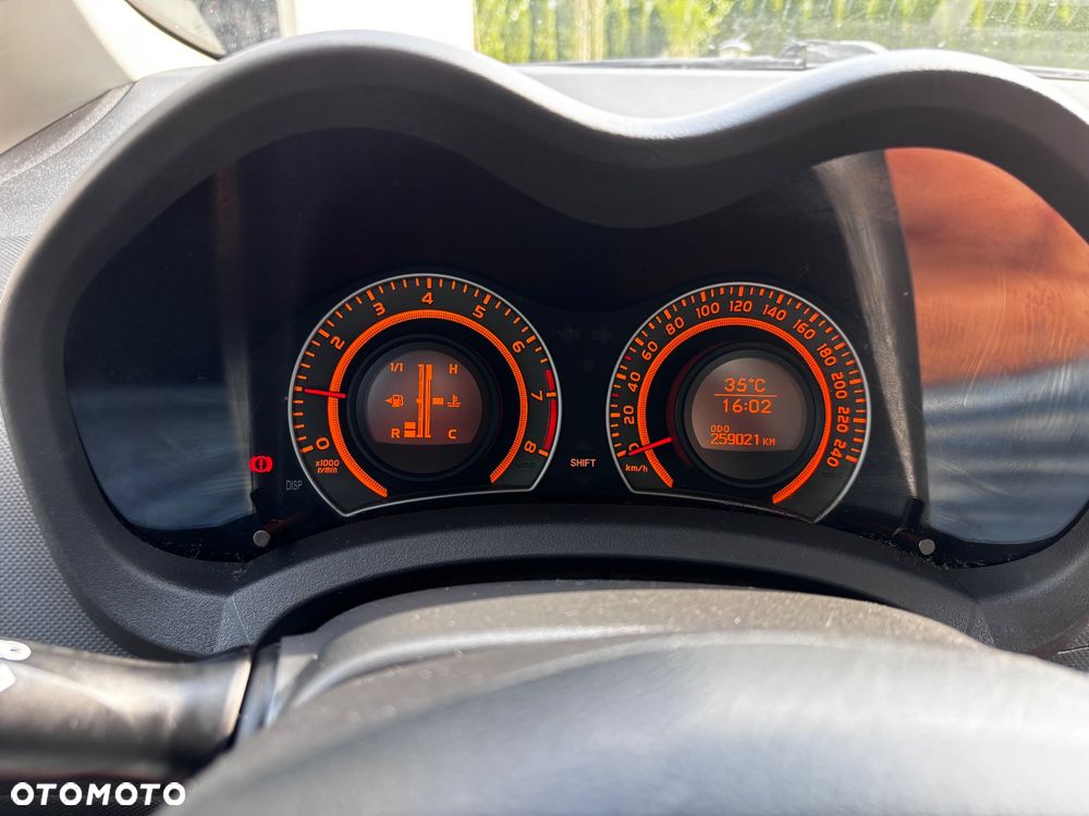 Toyota Auris 1.6 Executive - 9