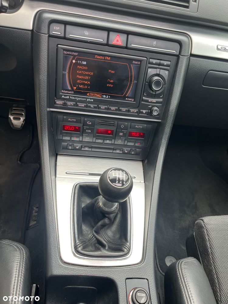 Audi A4 Avant 2.0 TDI DPF Quattro - 18