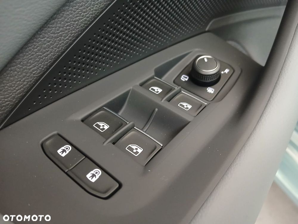 Volkswagen Passat - 12