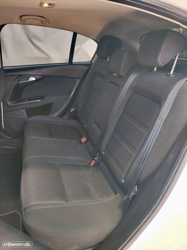 Fiat Tipo 1.3 M-Jet Lounge Tech - 21