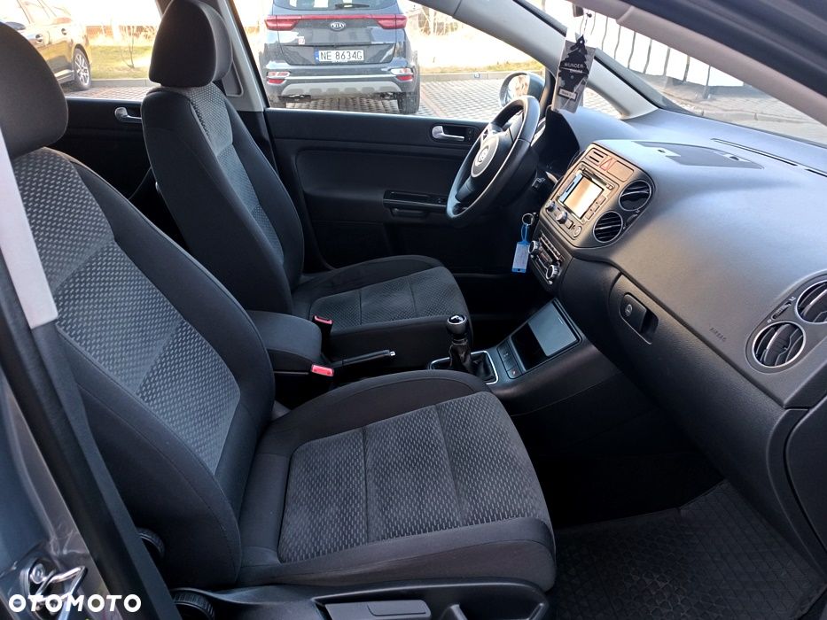 Volkswagen Golf Plus 1.6 TDI BlueMot Comfortline - 24