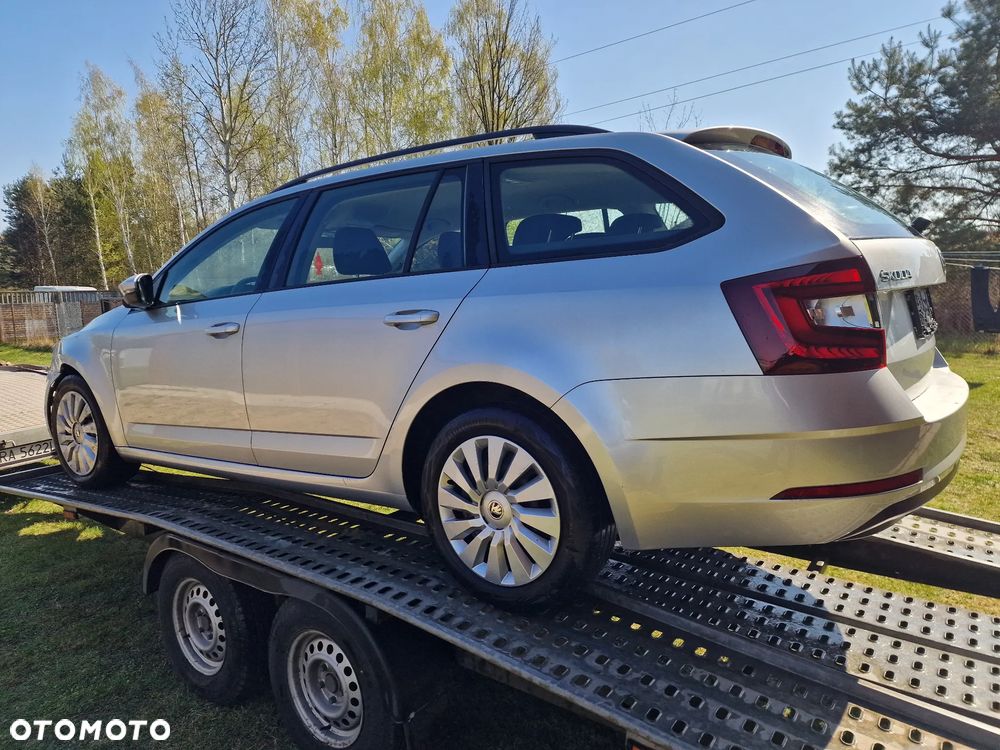 Skoda Octavia 1.4 TSI G-TEC DSG Ambition - 9