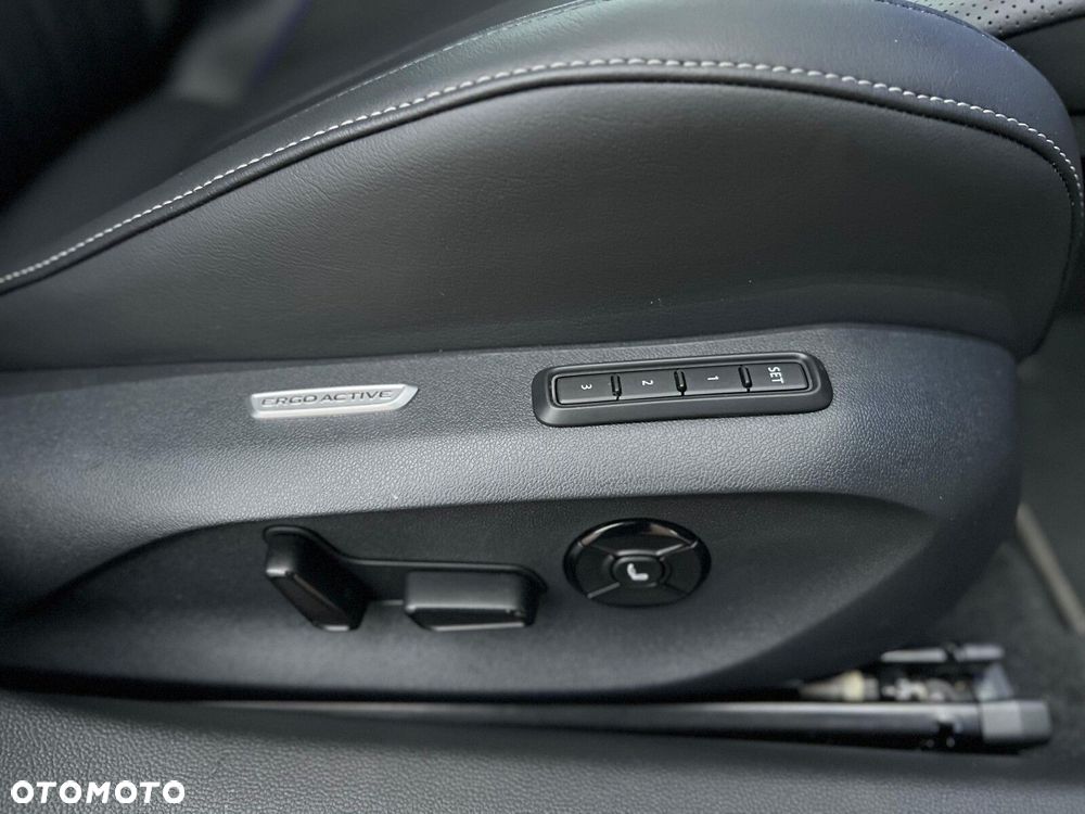 Volkswagen Passat - 19