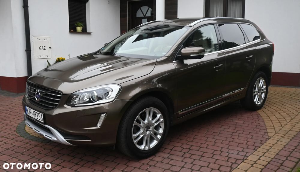 Volvo XC 60 D5 AWD Summum - 1