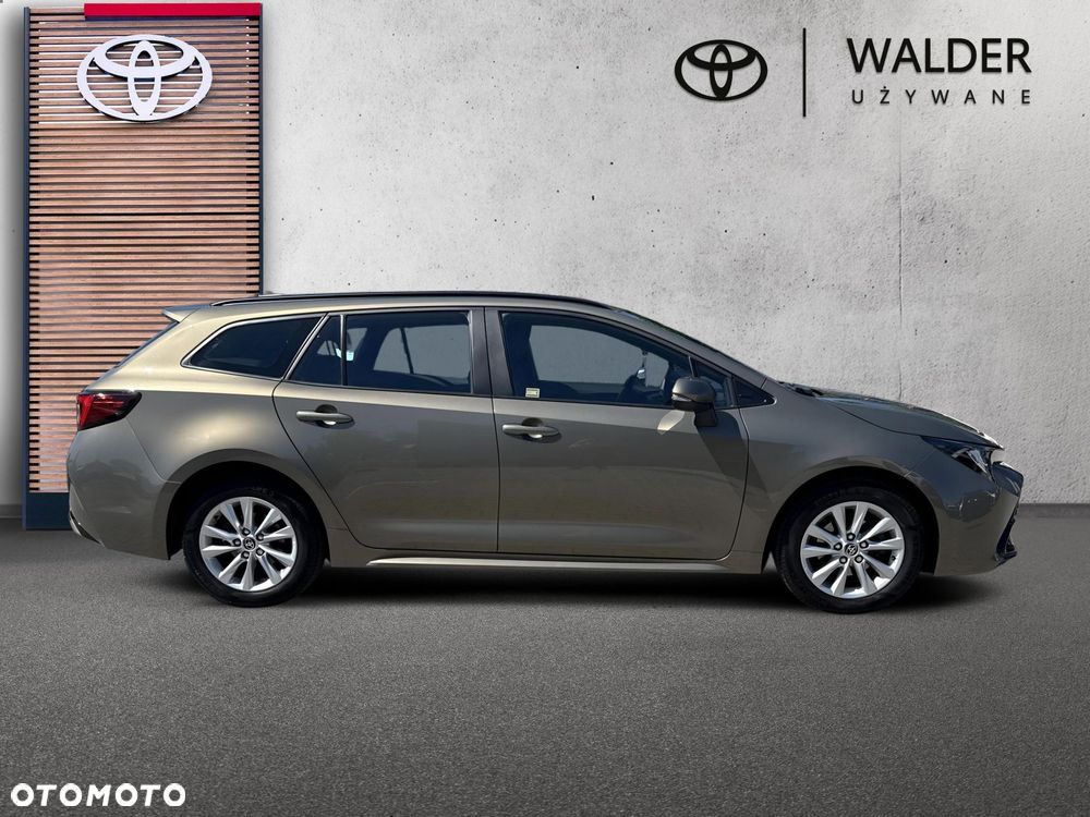 Toyota Corolla 1.8 Hybrid Comfort - 6