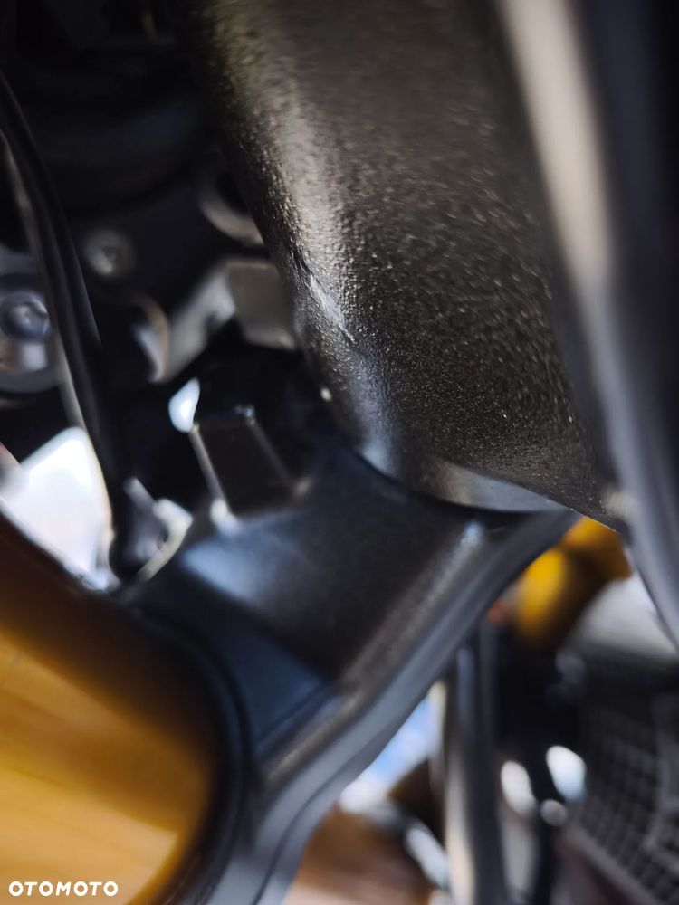 Yamaha FZ8 - 31