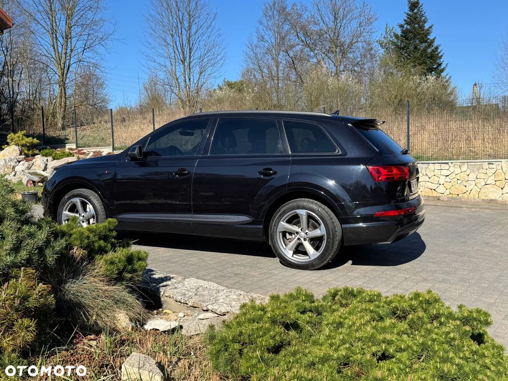 Audi Q7 - 6