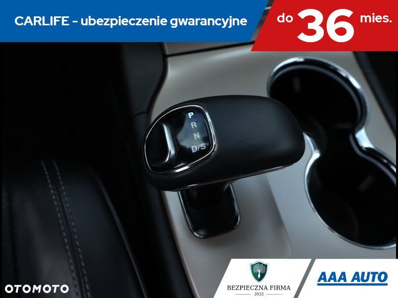 Jeep Grand Cherokee - 18