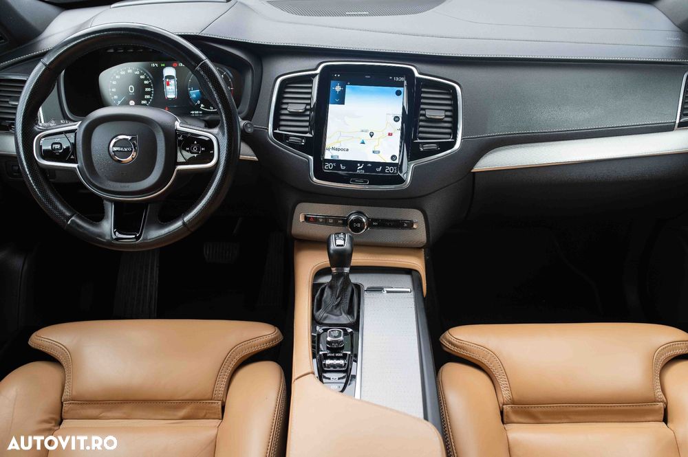 Volvo XC 90 D5 AWD Inscription - 18