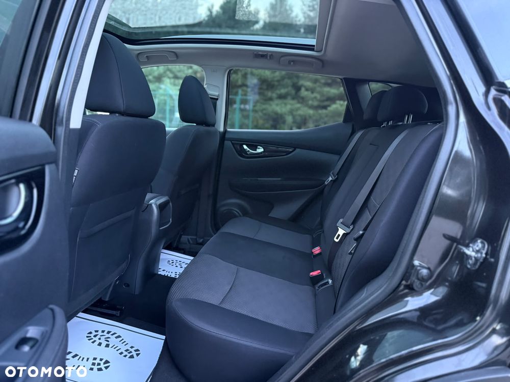 Nissan Qashqai 1.2 DIG-T Xtronic ACENTA - 8