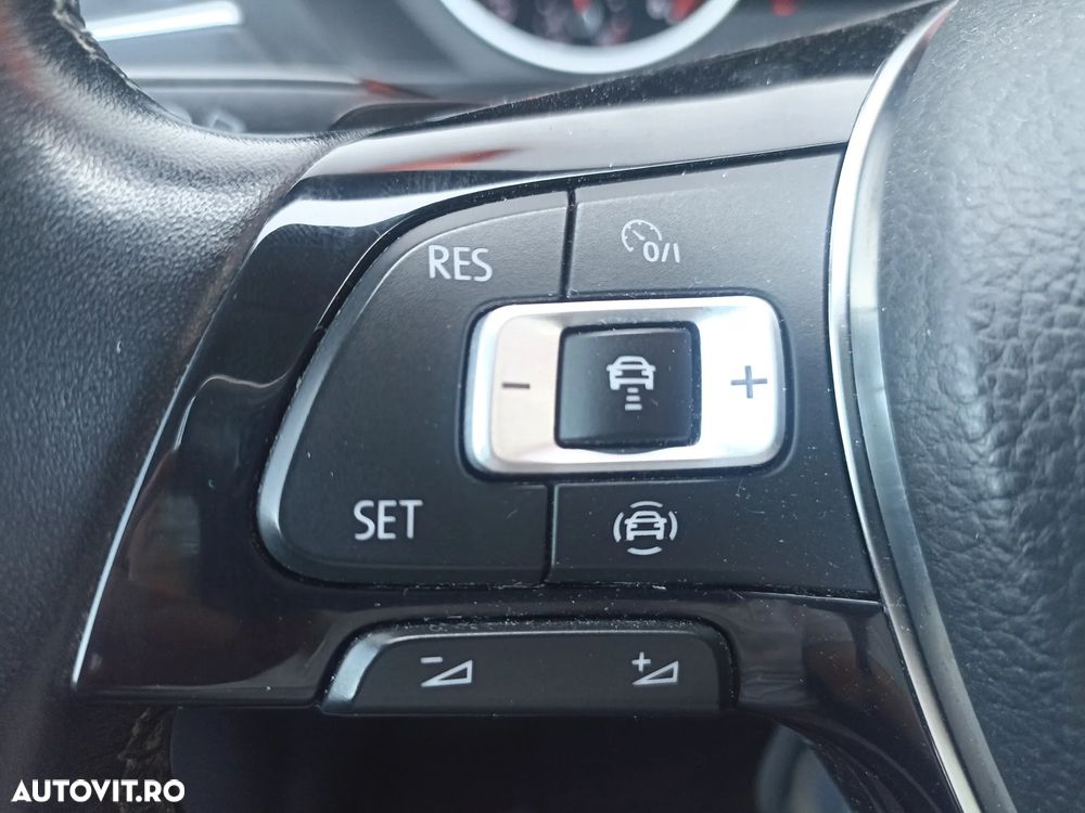 Volkswagen Tiguan 2.0 TDI 4Mot DSG Comfortline - 20
