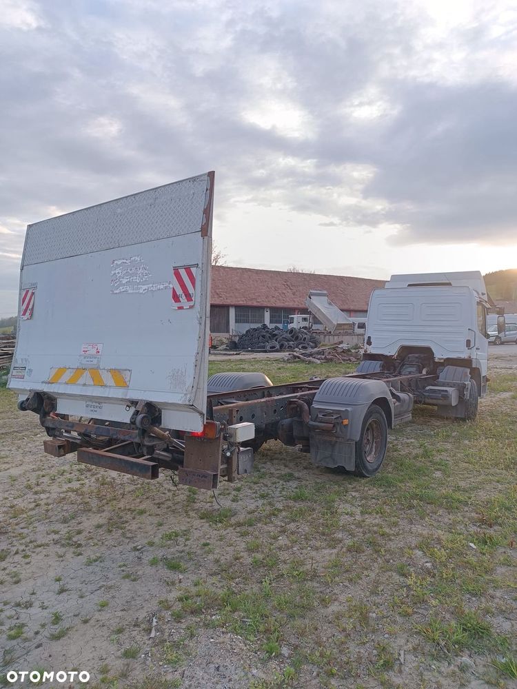 Mercedes-Benz ATEGO - 8