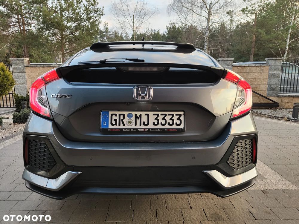 Honda Civic 1.6 i-DTEC Executive Black Edition - 37