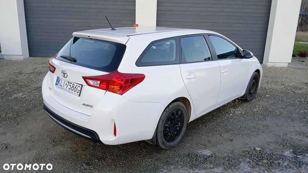 Toyota Auris 1.4 D-4D Life - 9