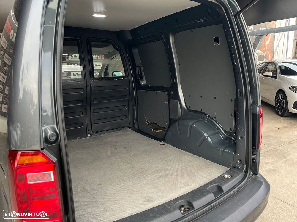 VW Caddy Outro - 10