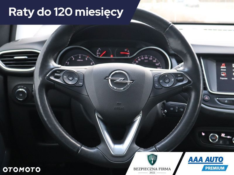 Opel Crossland X - 17
