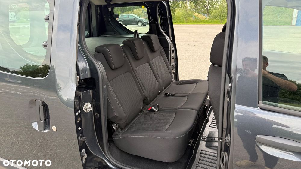 Dacia Dokker 1.5 Blue dCi Laureate - 9