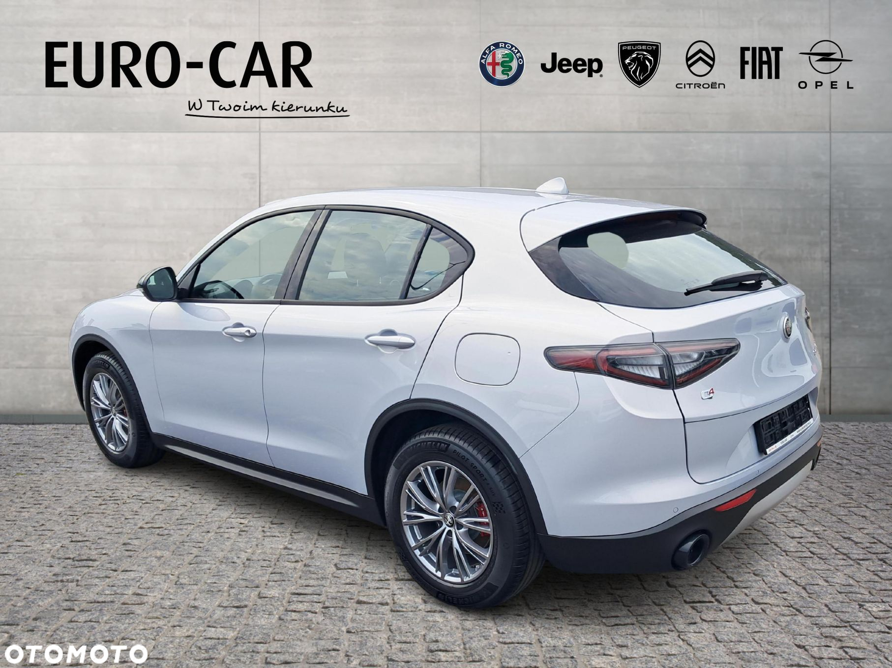 Alfa Romeo Stelvio - 4