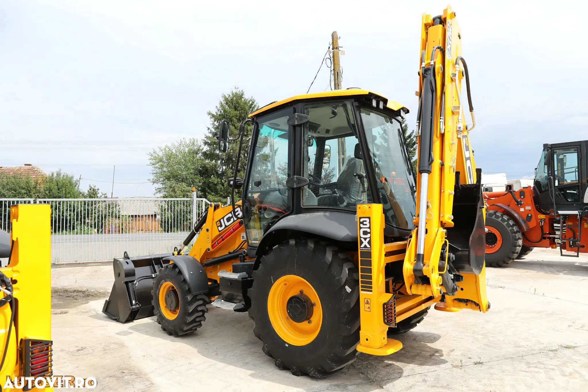 JCB 3CX 14L5WM - 4
