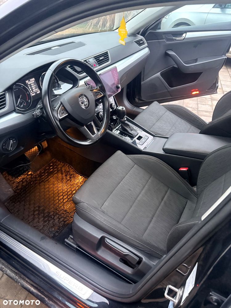 Skoda Superb 2.0 TDI Style DSG - 14