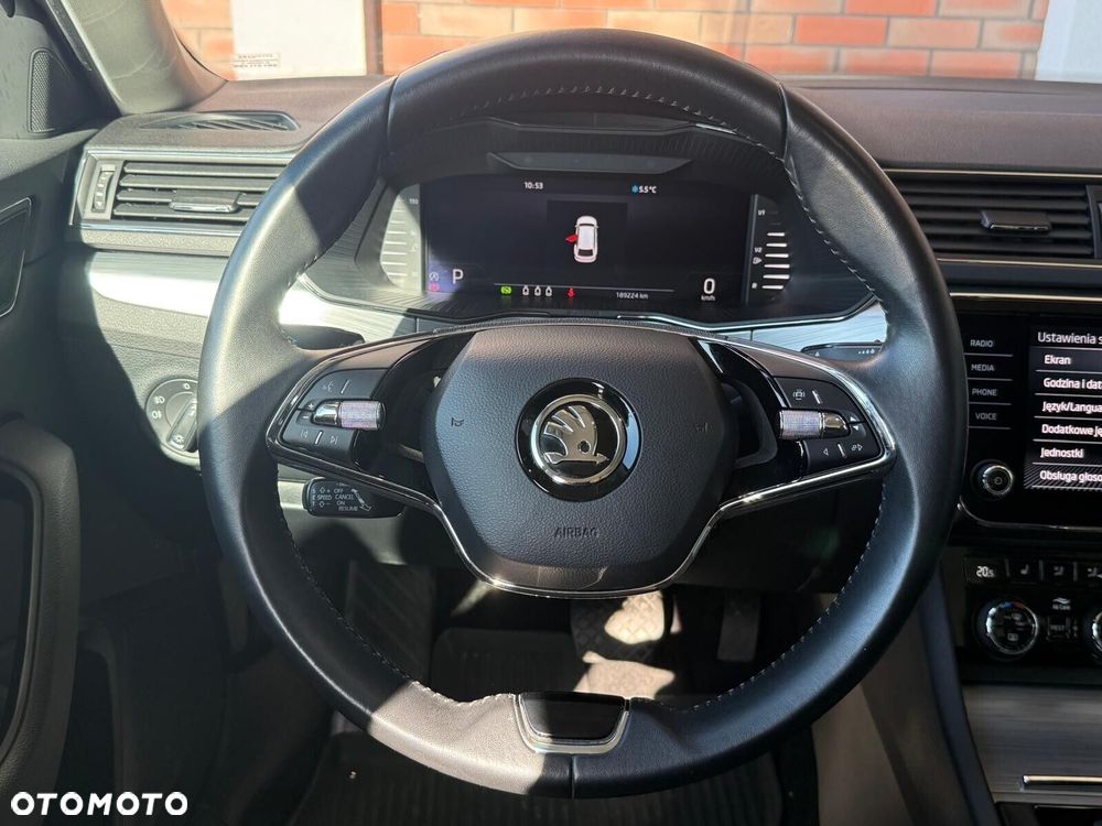 Skoda Superb 2.0 TSI Ambition DSG - 15