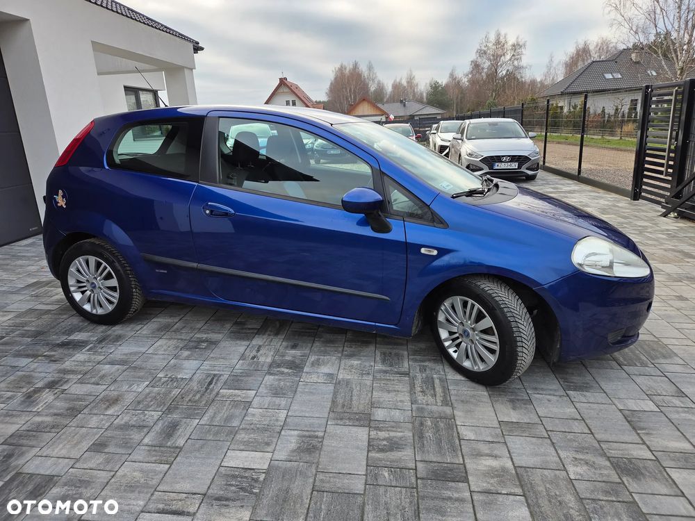 Fiat Grande Punto 1.4 8V Racing - 6