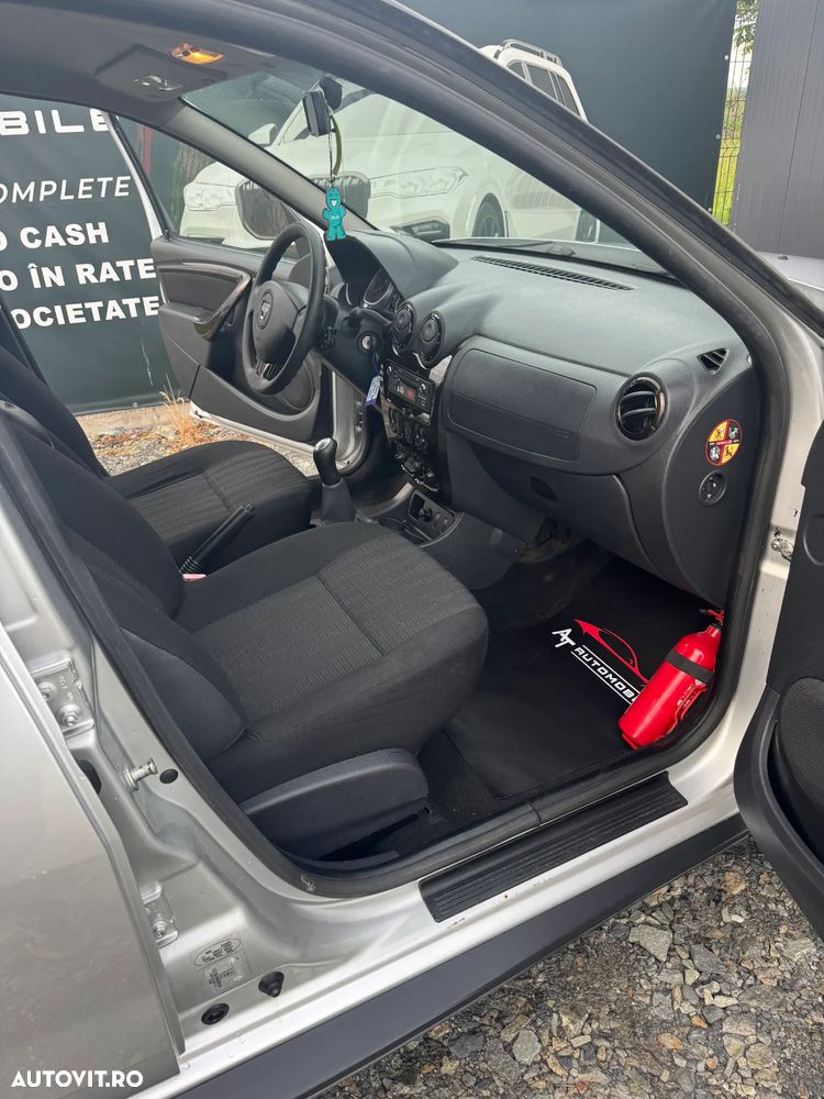 Dacia Duster 1.6 4x2 Laureate - 11