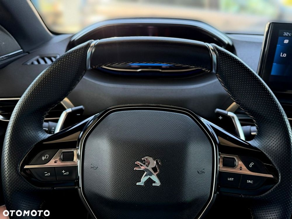 Peugeot 5008 - 24