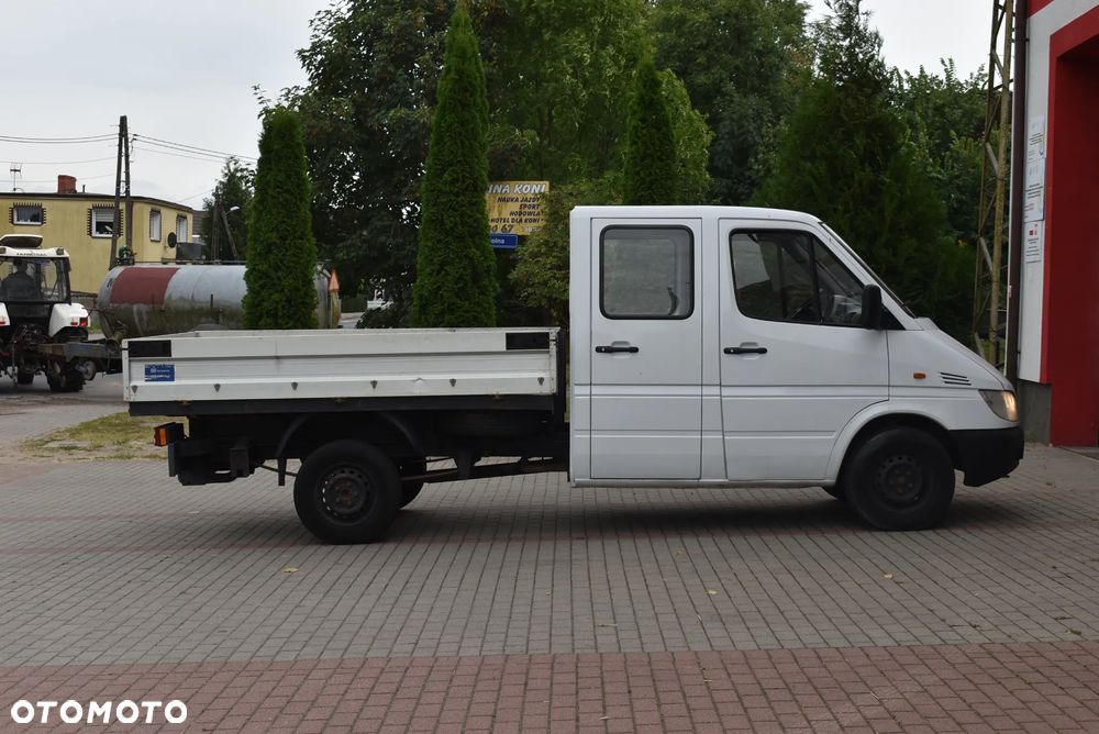Mercedes-Benz SPRINTER - 17