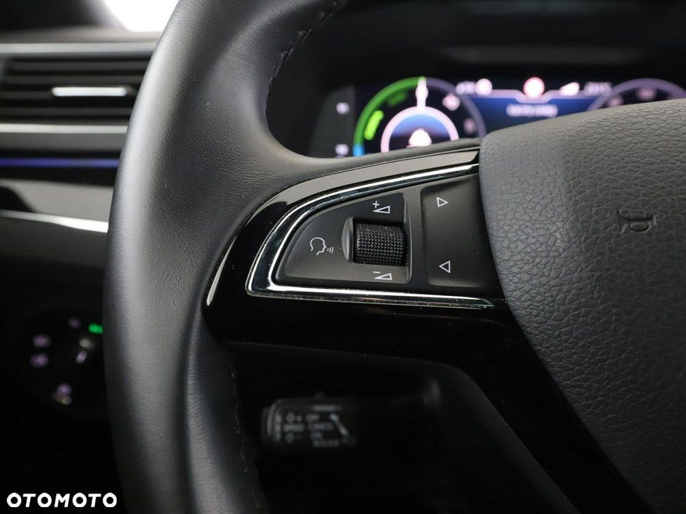 Skoda Superb 1.4 TSI Plug-In Hybrid L&K DSG - 38