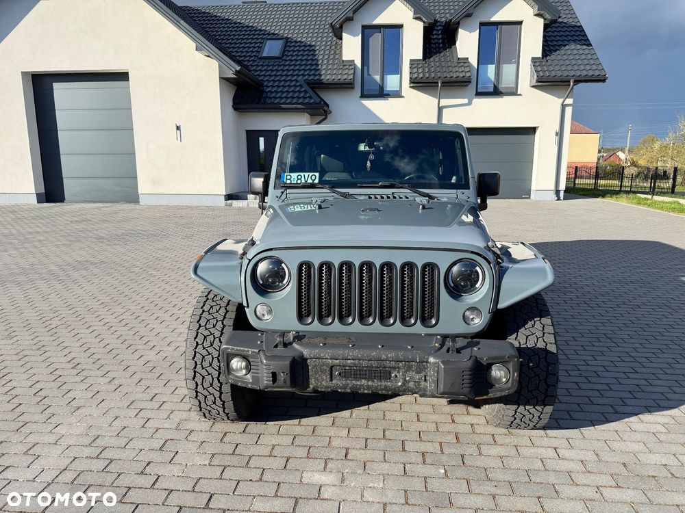 Jeep Wrangler 3.6 Unlim Sahara - 4