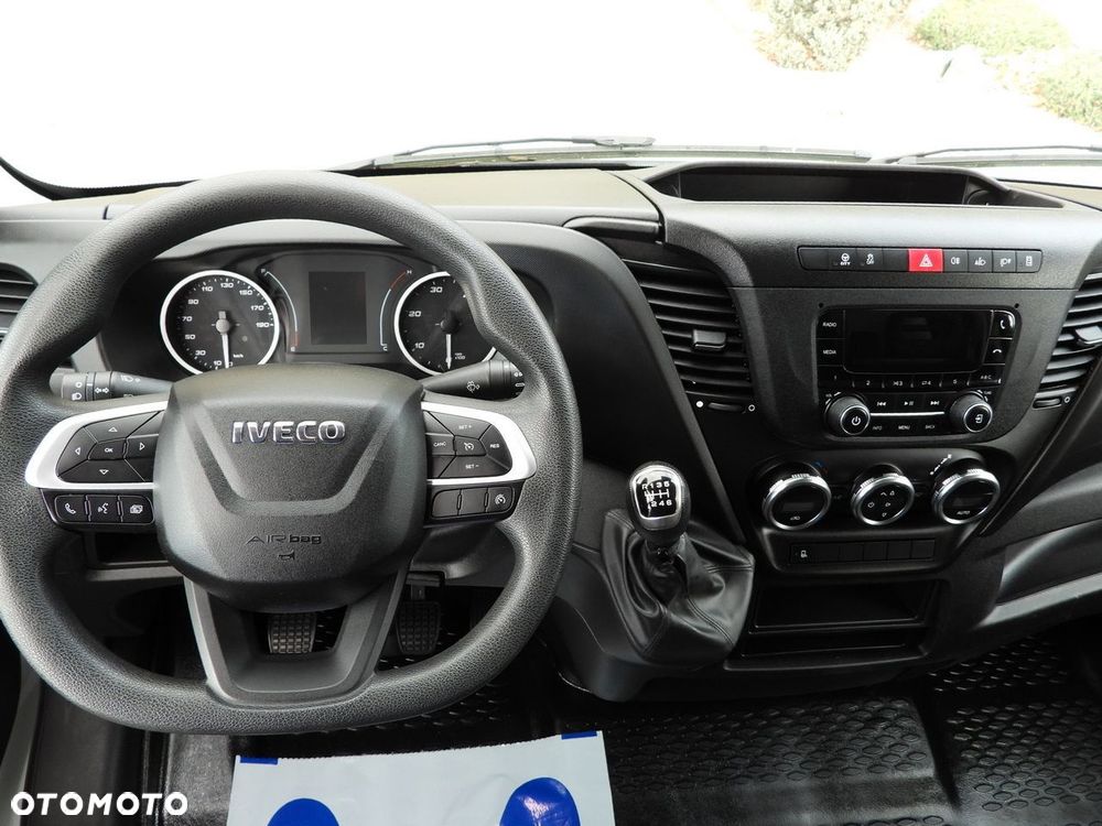 Iveco DAILY 35S16 KONTENER WINDA 8 PALET TEMPOMAT KLIMATYZACJA BLIŹNIACZE KOŁA  160KM - 29