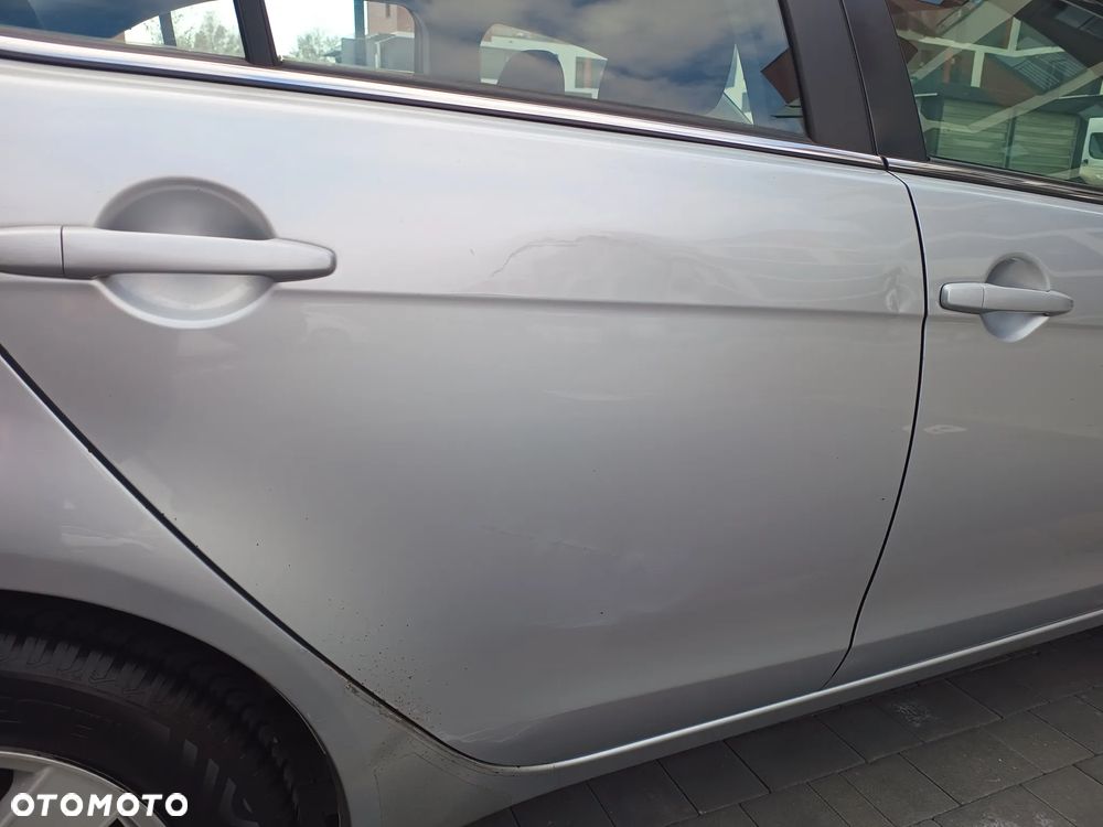 Mitsubishi Lancer 1.5 Invite - 12