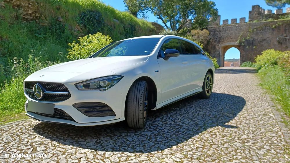 Mercedes-Benz CLA 250 - 4