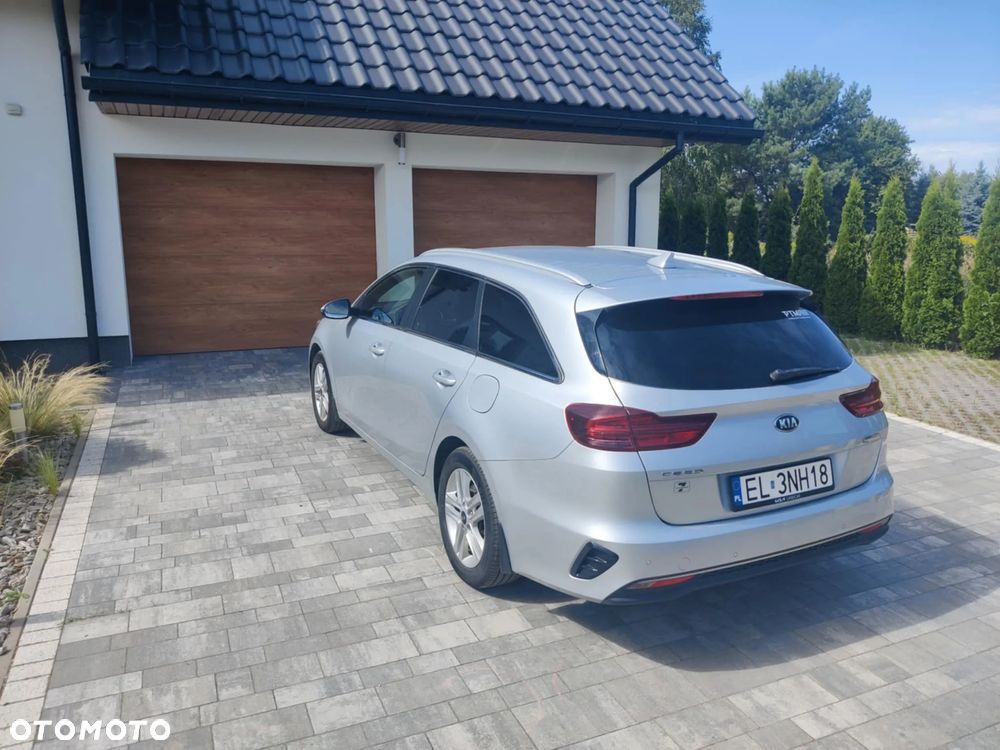 Kia Ceed 1.6 CRDi SCR L DCT - 4