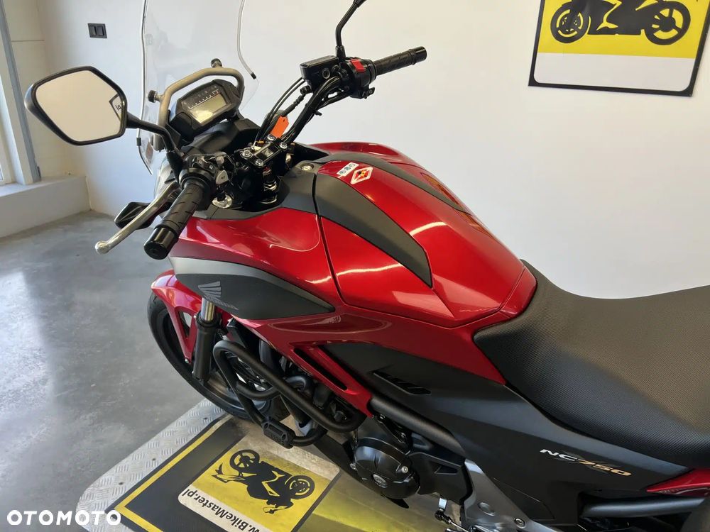 Honda NC - 13