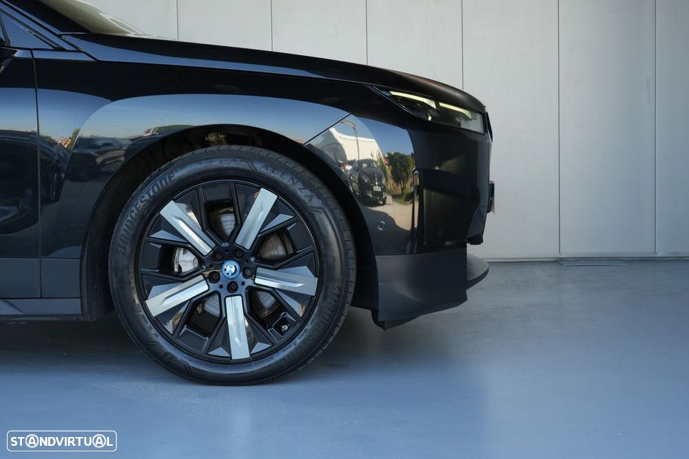 BMW iX xDrive 40 Pack Desportivo - 35