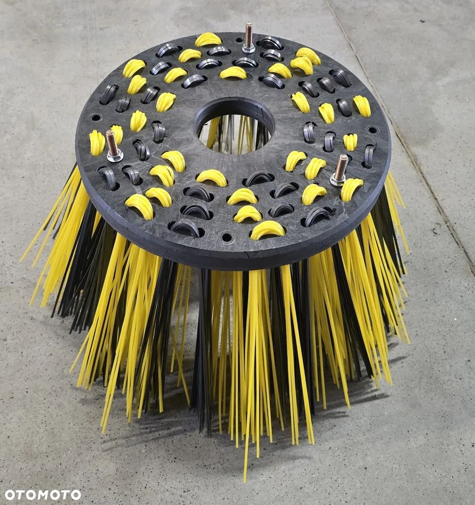 Szczotka boczna talerzowa do zamiatarki Pronar Agata Metal-Technik 320/500MIX - 1