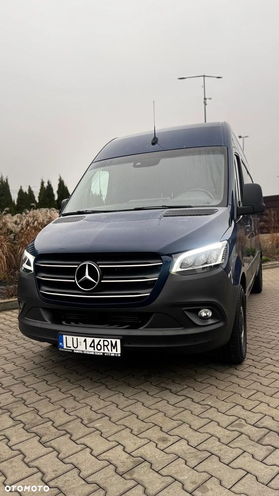 Mercedes-Benz Sprinter - 1