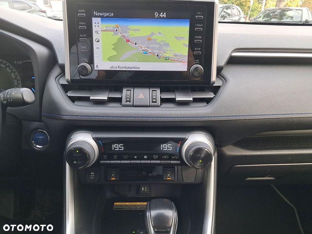 Toyota RAV4 2.5 Hybrid Selection 4x4 - 24