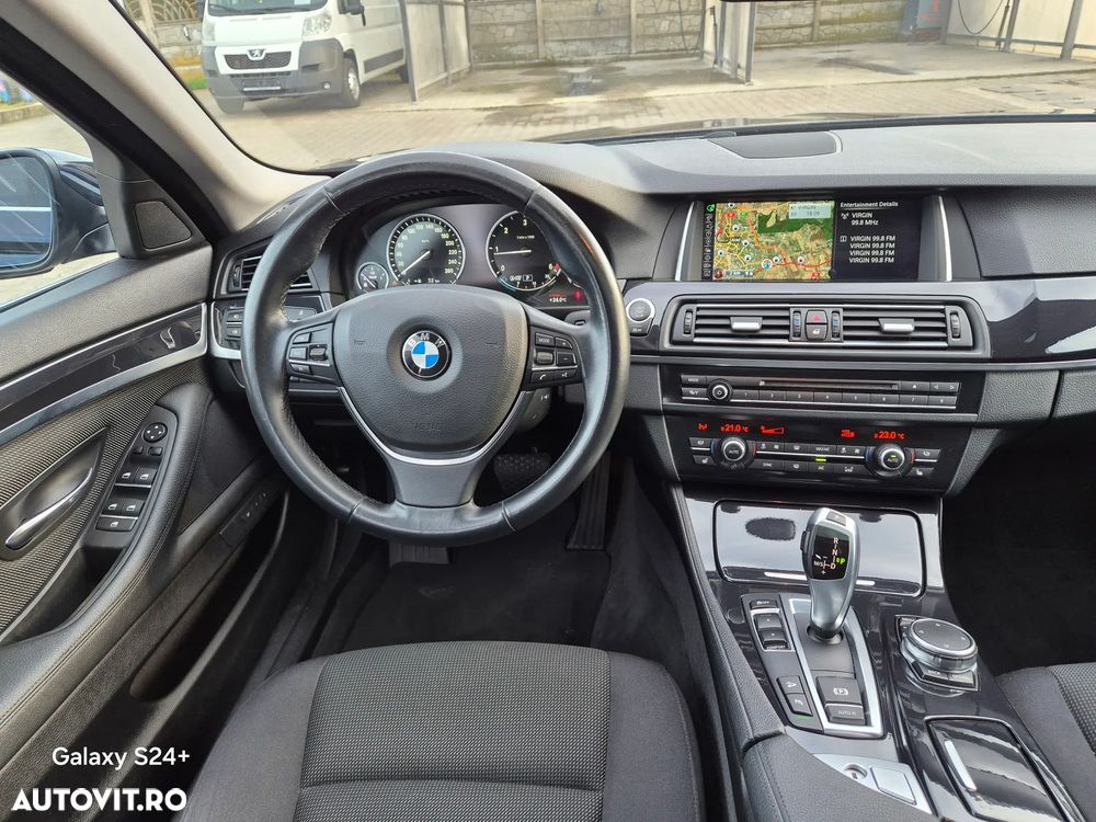 BMW Seria 5 520d Aut. Luxury Line - 6